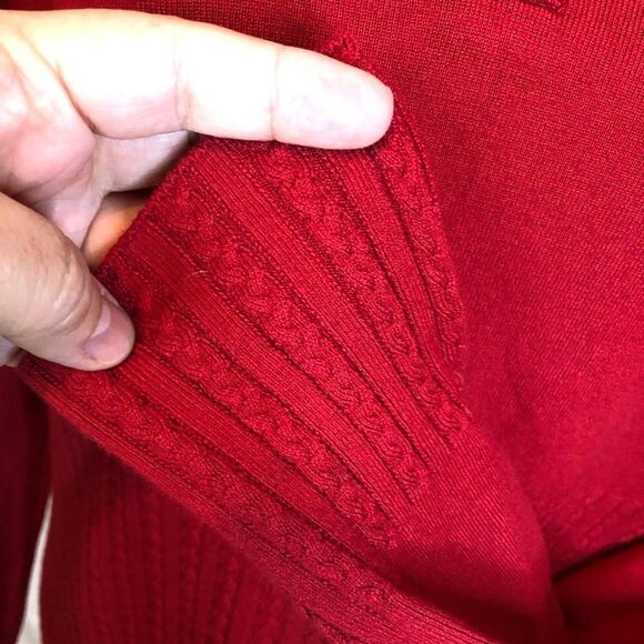 Nils Sportswear Ski Or Cold Weather Sweater - Picture 4 of 12